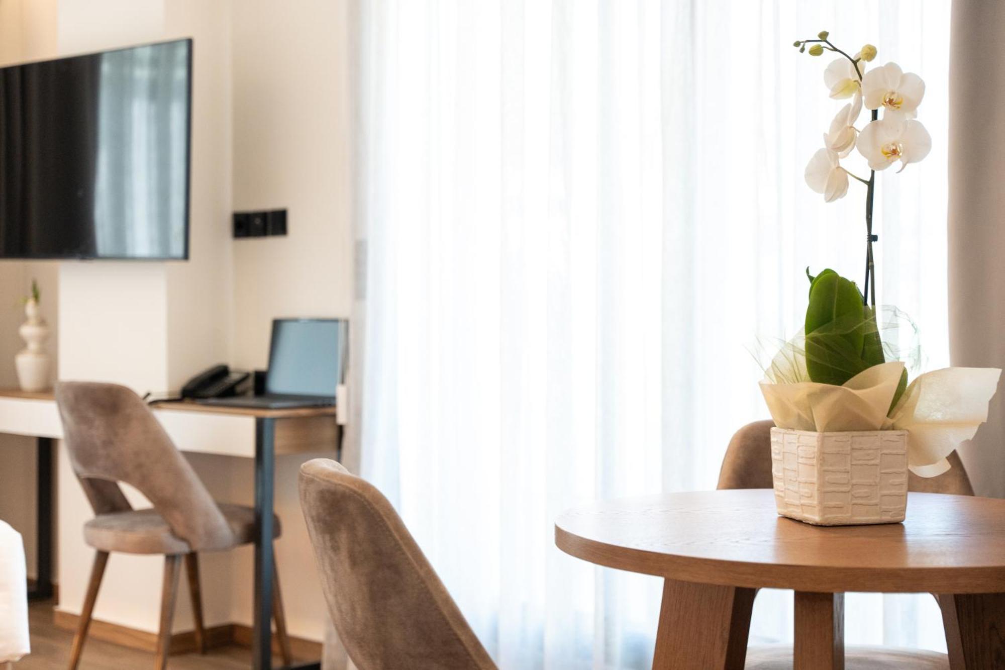 Volos Inn Hotel Kültér fotó