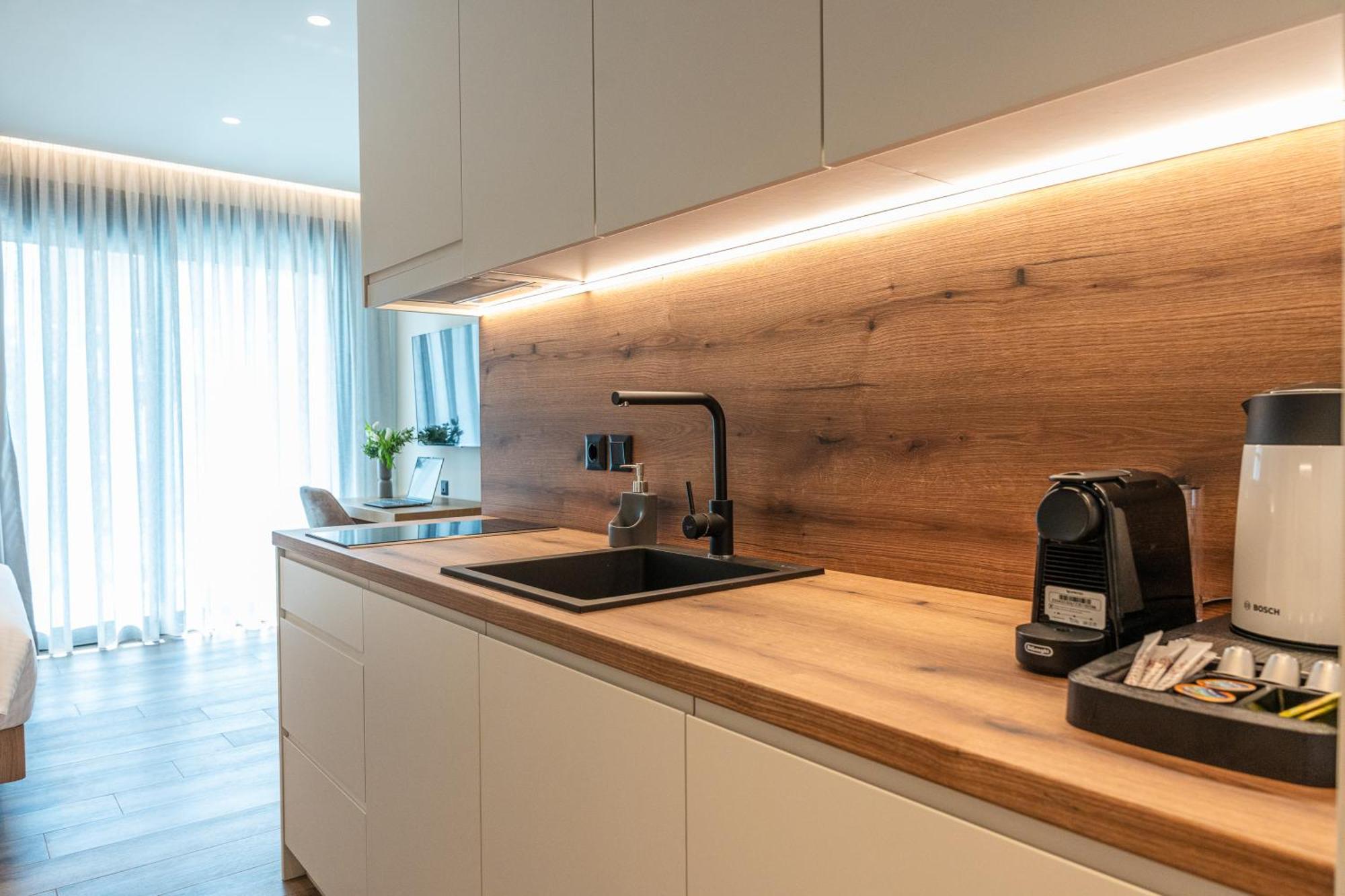 Volos Inn Hotel Kültér fotó